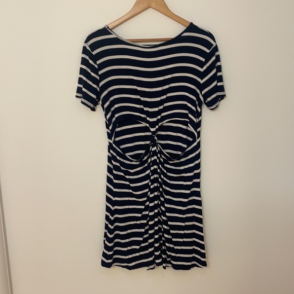 Lovers + Friends Striped White and Blue Short Casual T-Shirt Dress - Picture 5 of 7